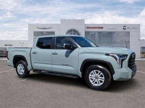 Used 2026 Toyota Tundra SR5 w/ SR5 Premium Package RWD image 1