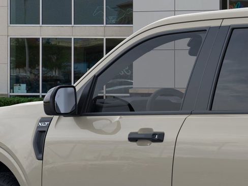 New 2025 Ford Maverick XLT w/ XLT Luxury Package image 21