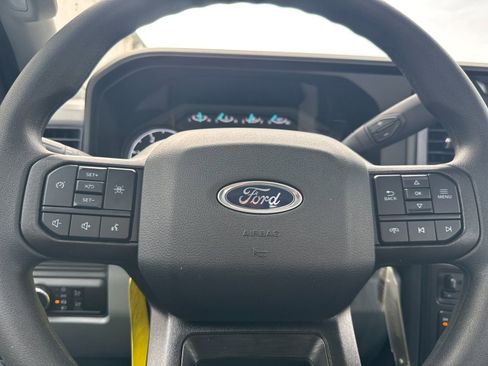 New 2026 Ford F350 XL w/ XL Chrome Package image 21