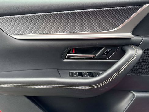 Certified 2024 MAZDA CX-90 Plug-In Hybrid w/ Preferred image 19