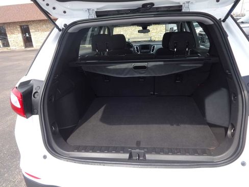 Used 2020 Chevrolet Equinox LS image 8