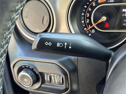 Used 2021 Jeep Wrangler Willys image 19