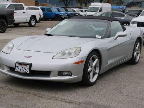 Used 2013 Chevrolet Corvette Convertible RWD image 7