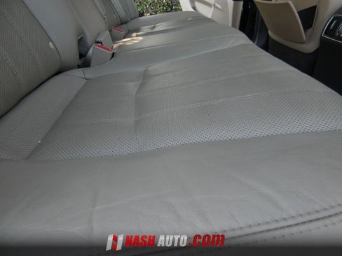 Used 2013 Hyundai Equus Signature RWD image 37
