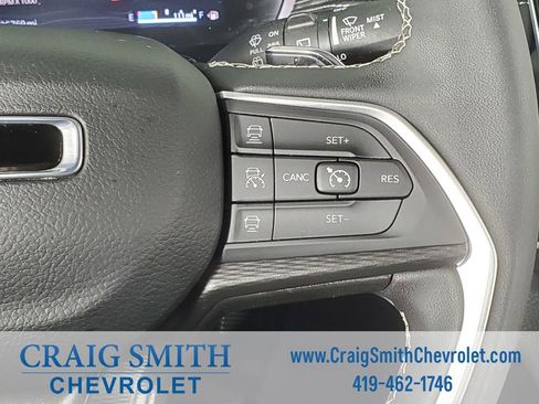 Used 2024 Jeep Grand Cherokee Altitude image 19