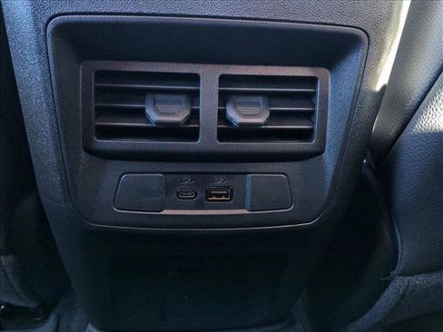 New 2026 GMC Canyon Denali image 17