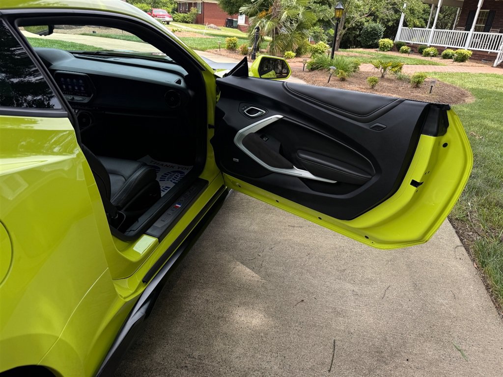 Used 2021 Chevrolet Camaro SS RWD image 61