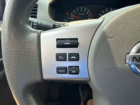 Used 2019 Nissan Frontier SV image 30