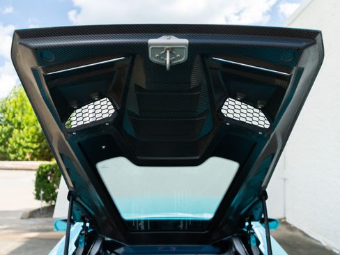Used 2023 Lamborghini Huracan Tecnica RWD image 37