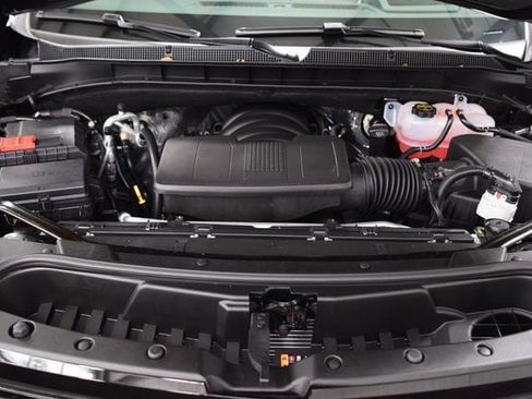 New 2026 Chevrolet Suburban Premier image 29