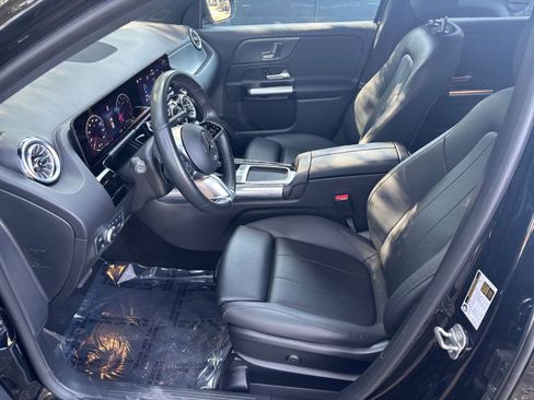Used 2025 Mercedes-Benz GLA 250 4MATIC image 28