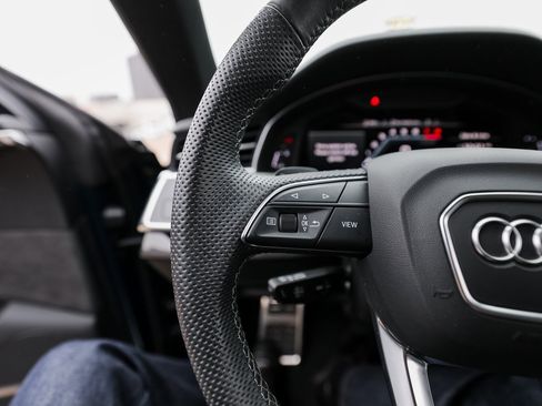 Used 2021 Audi SQ8 Prestige image 17