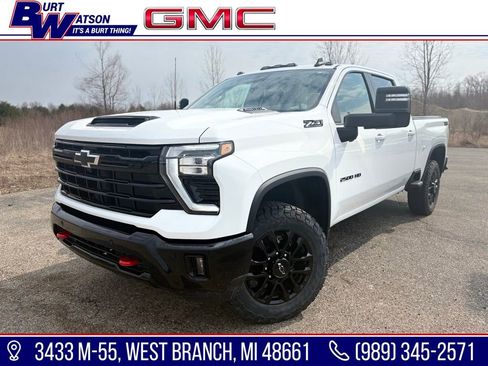 Used 2025 Chevrolet Silverado 2500 LT w/ Trail Boss Package AWD/4WD image 1