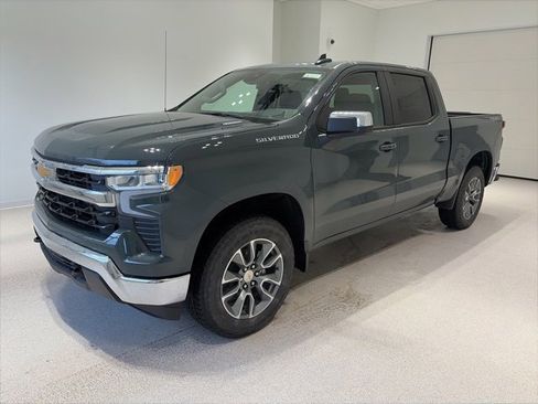 New 2026 Chevrolet Silverado 1500 LT image 3