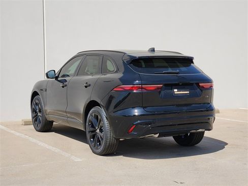 Used 2026 Jaguar F-PACE R-Dynamic S image 3