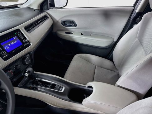 Used 2016 Honda HR-V LX image 20