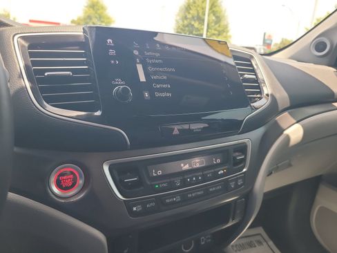 Used 2022 Honda Pilot Special Edition image 18