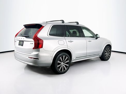 Used 2023 Volvo XC90 B6 Plus image 9