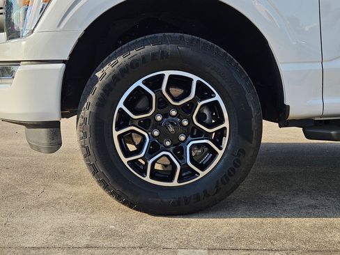 Used 2023 Ford F150 XLT w/ Equipment Group 302A High image 11