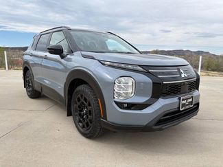 Used 2026 Mitsubishi Outlander Trail Edition video 1