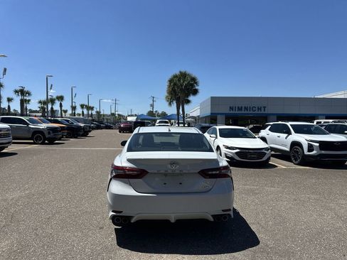 Used 2024 Toyota Camry XSE image 15