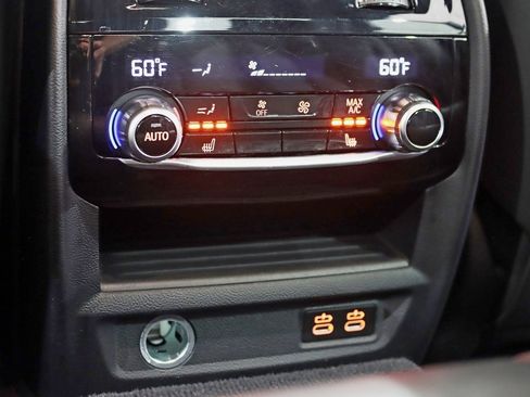 Used 2023 BMW M5 w/ Competition Package image 31