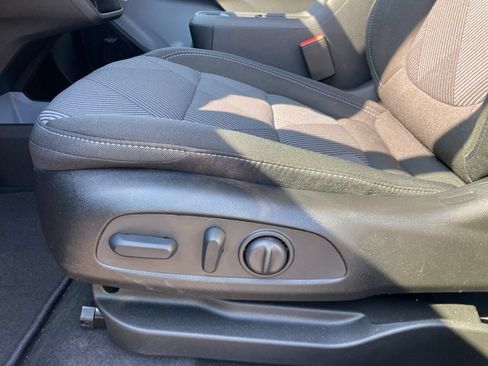 New 2027 Chevrolet Bolt LT w/ Comfort Package FWD image 4