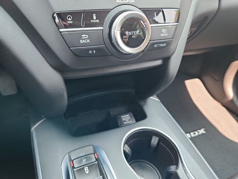 Used 2016 Acura MDX SH-AWD w/ Technology Package image 12
