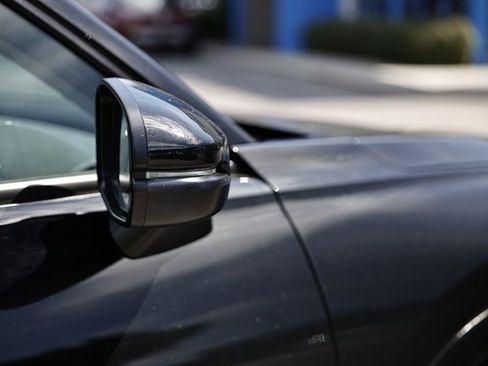 New 2026 Honda HR-V EX-L image 14