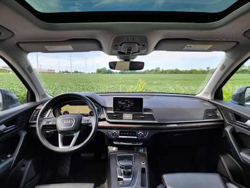 Used 2018 Audi Q5 Prestige w/ Prestige Package AWD/4WD image 6