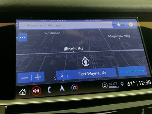 Certified 2025 Cadillac XT5 Premium Luxury w/ Technology Package AWD/4WD image 10