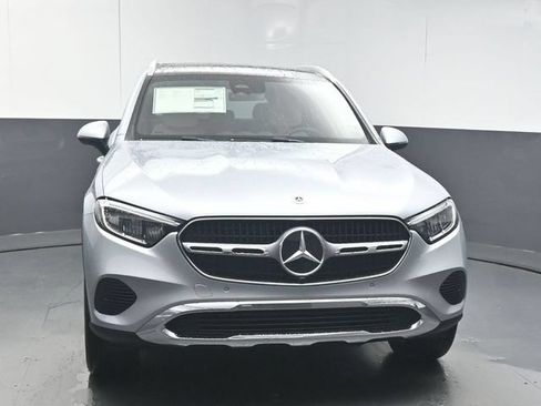 Used 2026 Mercedes-Benz GLC 300 image 3