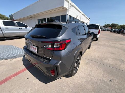 Used 2025 Subaru Crosstrek 2.5i Limited AWD/4WD image 7