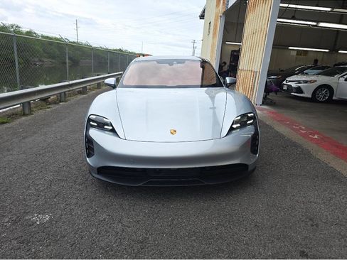 Used 2022 Porsche Taycan GTS AWD/4WD image 2