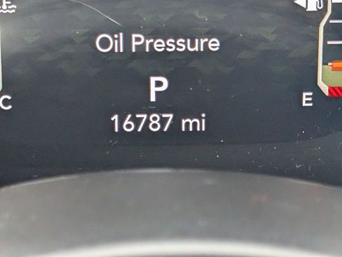 Used 2023 Jeep Gladiator Willys image 16