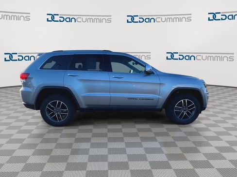 Used 2019 Jeep Grand Cherokee Limited w/ Luxury Group II image 9