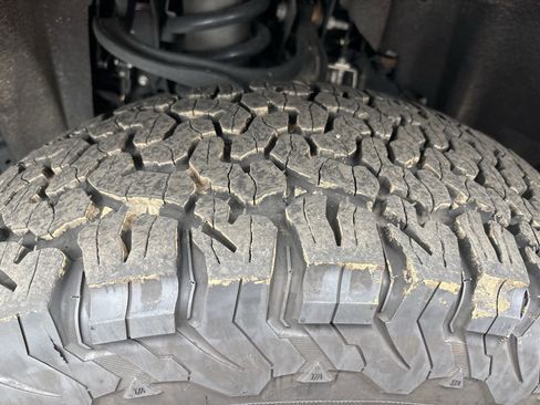 Used 2024 Ford Bronco Raptor w/ Interior Carbon Fiber Pack 6 image 28