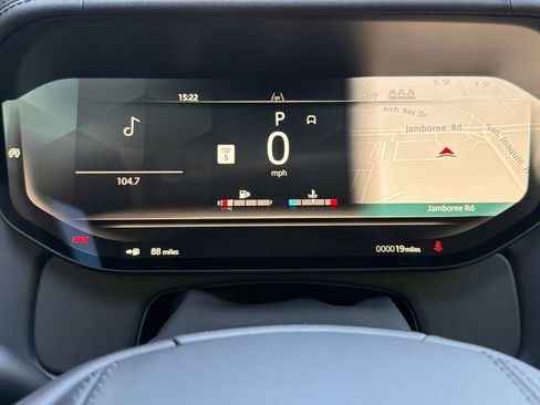 New 2026 Land Rover Range Rover SE image 19