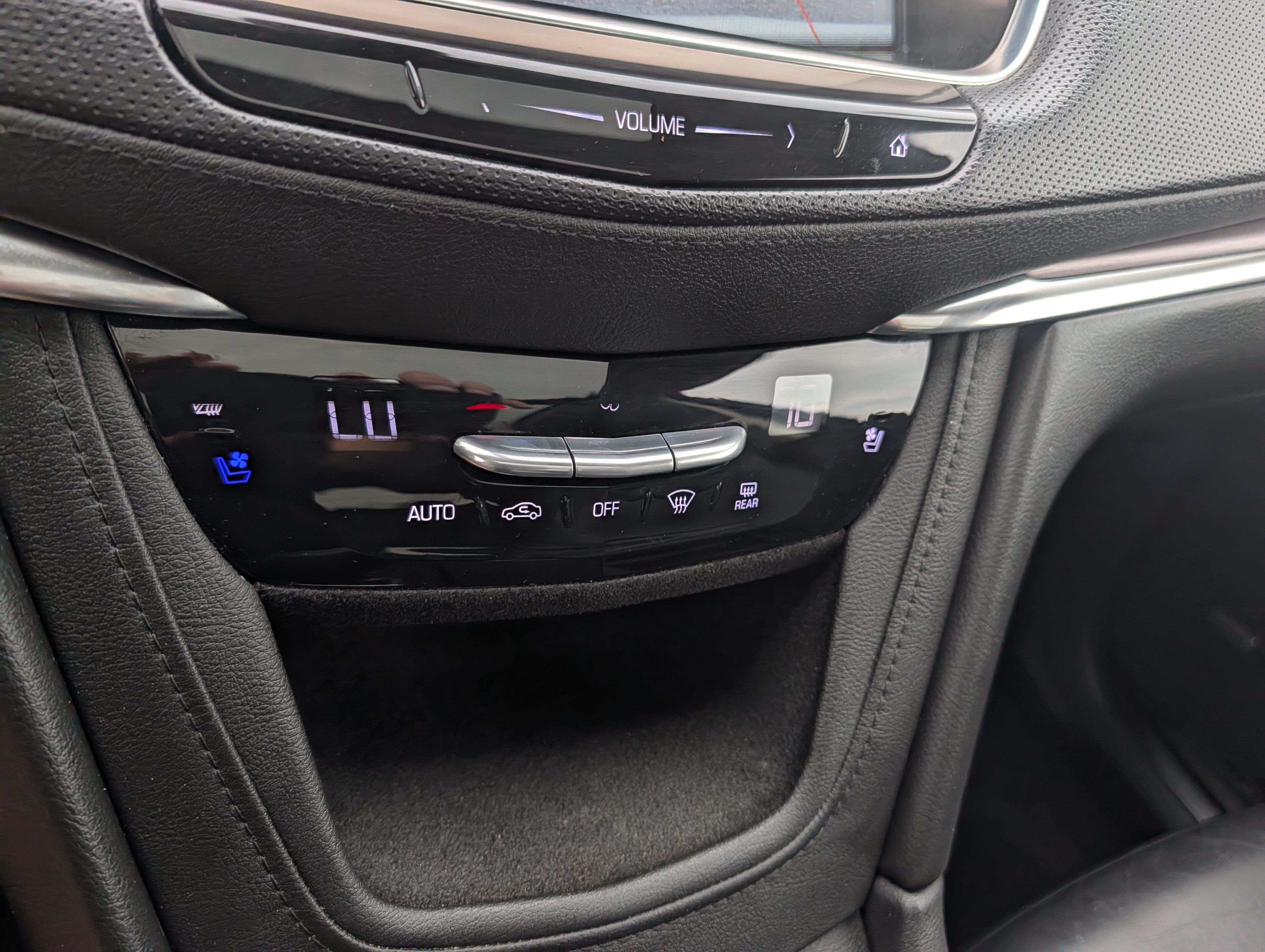 Used 2017 Cadillac XT5 Premium Luxury AWD/4WD image 31
