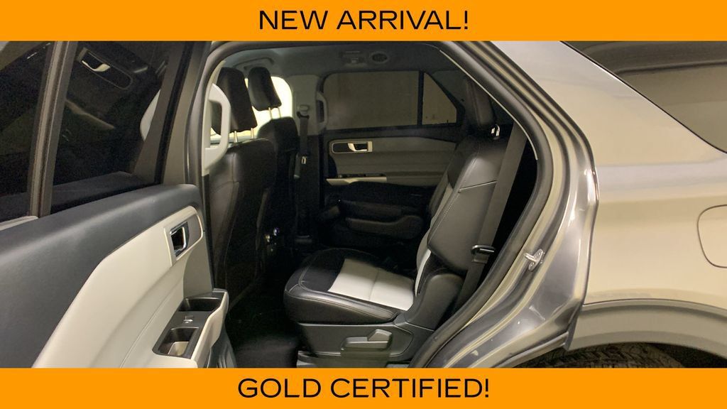 Used 2023 Ford Explorer XLT w/ Equipment Group 202A AWD/4WD image 25