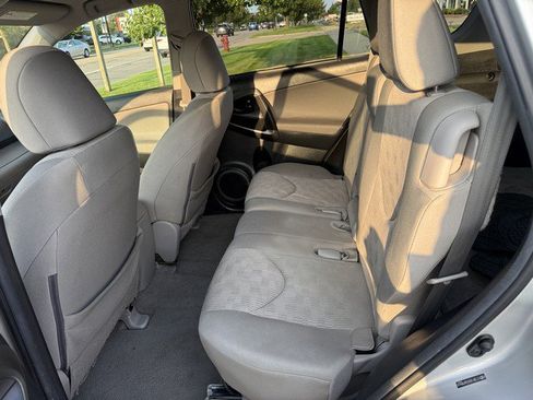 Used 2012 Toyota RAV4 4WD w/ Value Pkg image 10