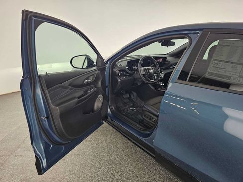 New 2026 Buick Envista Sport Touring w/ Convenience I Package FWD image 19