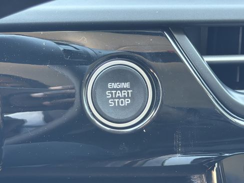 New 2026 Kia Seltos S FWD image 9