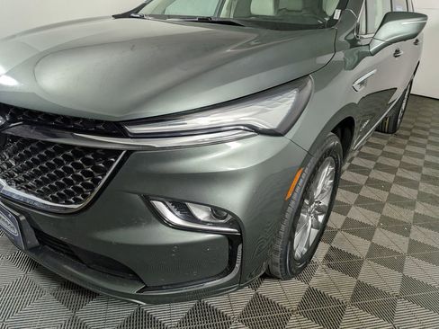 Used 2023 Buick Enclave Avenir image 13