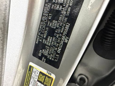 Used 2024 Kia Soul LX w/ Option Group 015 FWD image 33