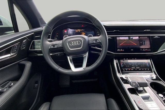 Used 2025 Audi Q7 3.0T Prestige AWD/4WD image 5