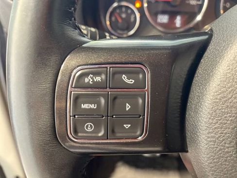 Used 2017 Jeep Wrangler Unlimited Rubicon AWD/4WD image 8