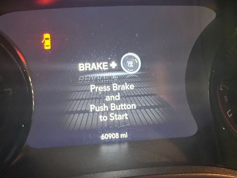 Used 2020 Dodge Challenger SXT w/ Blacktop Package RWD image 17