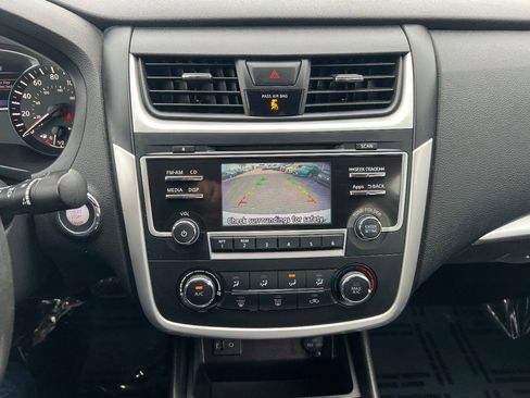 Used 2016 Nissan Altima 2.5 SR FWD image 32