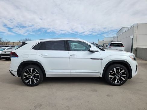 New 2026 Volkswagen Atlas Cross Sport SEL Premium R-Line image 2